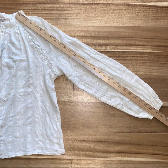 Universal Thread Womens Off-White Long Sleeve Button-Up Blouse w/ Lace Inserts - Picture 12 of 15